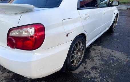 Subaru Impreza II рестайлинг 2, 2004 год, 800 000 рублей, 5 фотография