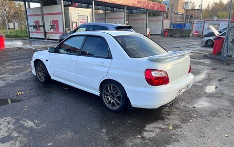 Subaru Impreza II рестайлинг 2, 2004 год, 800 000 рублей, 4 фотография