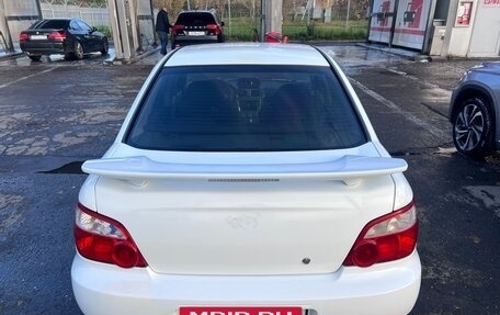 Subaru Impreza II рестайлинг 2, 2004 год, 800 000 рублей, 6 фотография