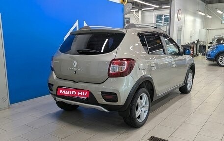 Renault Sandero II рестайлинг, 2015 год, 989 000 рублей, 5 фотография