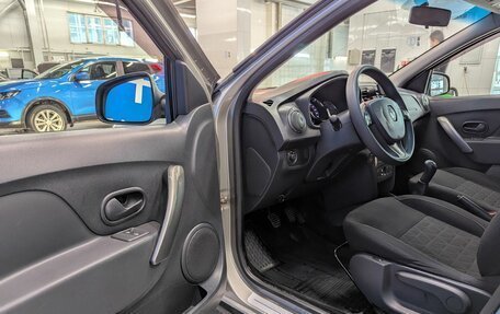 Renault Sandero II рестайлинг, 2015 год, 989 000 рублей, 9 фотография