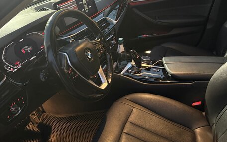 BMW 5 серия, 2021 год, 2 600 000 рублей, 5 фотография