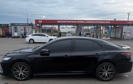 Toyota Camry, 2021 год, 3 550 000 рублей, 3 фотография