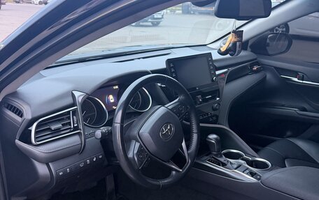 Toyota Camry, 2021 год, 3 550 000 рублей, 9 фотография
