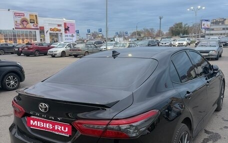 Toyota Camry, 2021 год, 3 550 000 рублей, 6 фотография