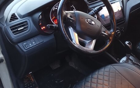 KIA Rio III рестайлинг, 2015 год, 970 000 рублей, 5 фотография