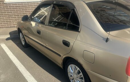 Hyundai Accent II, 2005 год, 370 000 рублей, 2 фотография