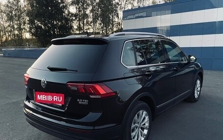 Volkswagen Tiguan II, 2018 год, 2 380 000 рублей, 6 фотография