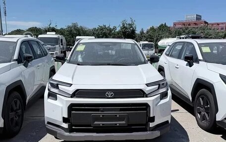 Toyota RAV4, 2026 год, 4 620 000 рублей, 2 фотография