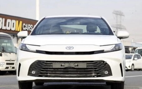 Toyota Camry, 2026 год, 4 000 000 рублей, 2 фотография