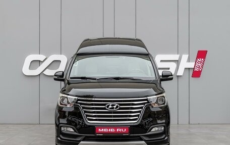 Hyundai Grand Starex Grand Starex I рестайлинг 2, 2020 год, 4 470 000 рублей, 3 фотография