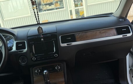 Volkswagen Touareg III, 2012 год, 1 750 000 рублей, 5 фотография