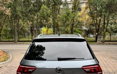 Volkswagen Tiguan II, 2022 год, 3 500 000 рублей, 5 фотография