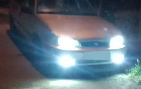 Daewoo Nexia I рестайлинг, 1997 год, 150 000 рублей, 3 фотография