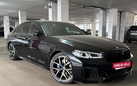 BMW 5 серия, 2021 год, 5 490 000 рублей, 4 фотография