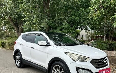 Hyundai Santa Fe III рестайлинг, 2012 год, 1 380 000 рублей, 2 фотография