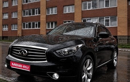 Infiniti QX70, 2017 год, 4 200 000 рублей, 1 фотография