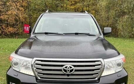 Toyota Land Cruiser 200, 2010 год, 3 200 000 рублей, 5 фотография