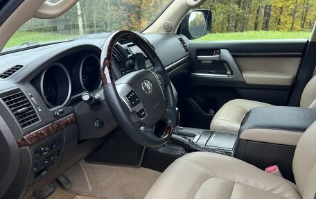 Toyota Land Cruiser 200, 2010 год, 3 200 000 рублей, 11 фотография