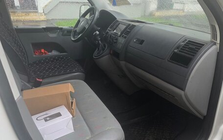 Volkswagen Transporter T5 рестайлинг, 2008 год, 970 000 рублей, 16 фотография