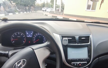 Hyundai Solaris II рестайлинг, 2012 год, 579 000 рублей, 11 фотография