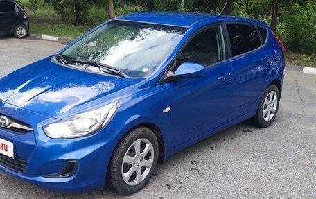 Hyundai Solaris II рестайлинг, 2012 год, 579 000 рублей, 2 фотография