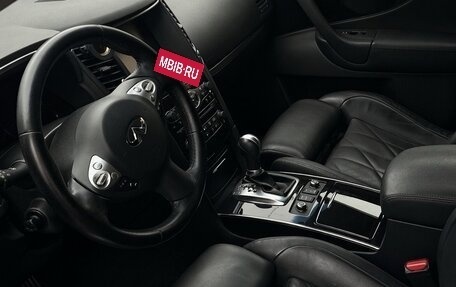 Infiniti QX70, 2017 год, 4 200 000 рублей, 4 фотография