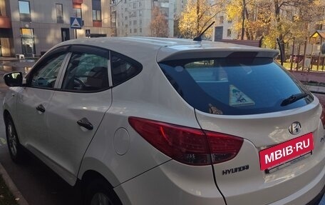 Hyundai ix35 I рестайлинг, 2013 год, 950 000 рублей, 3 фотография