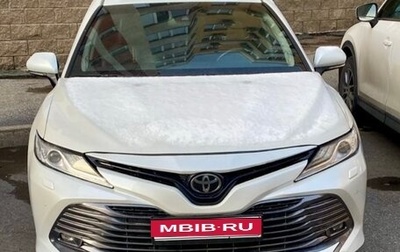 Toyota Camry, 2019 год, 2 350 000 рублей, 1 фотография