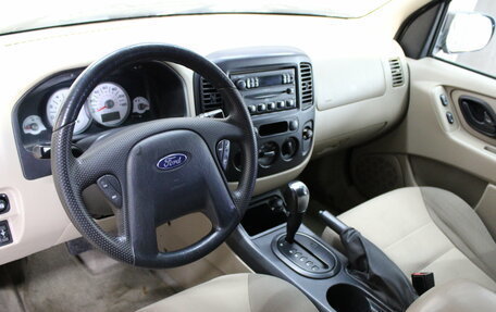 Ford Escape II, 2004 год, 450 000 рублей, 10 фотография