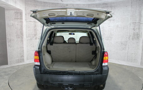 Ford Escape II, 2004 год, 450 000 рублей, 13 фотография