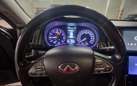 Infiniti Q50 I рестайлинг, 2014 год, 2 000 000 рублей, 13 фотография
