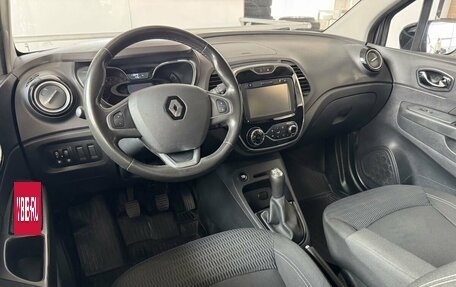 Renault Kaptur I рестайлинг, 2017 год, 1 333 000 рублей, 20 фотография
