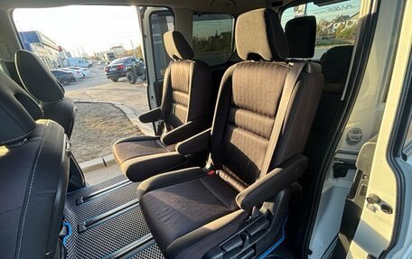 Nissan Serena IV, 2018 год, 1 800 000 рублей, 26 фотография