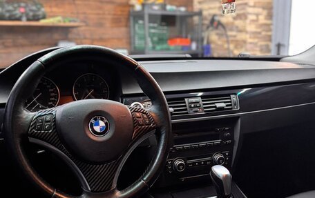 BMW 3 серия, 2009 год, 1 350 000 рублей, 11 фотография