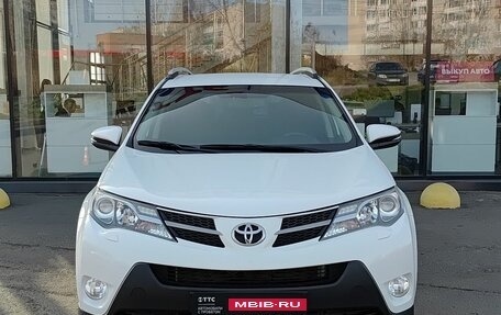 Toyota RAV4, 2013 год, 2 035 000 рублей, 2 фотография