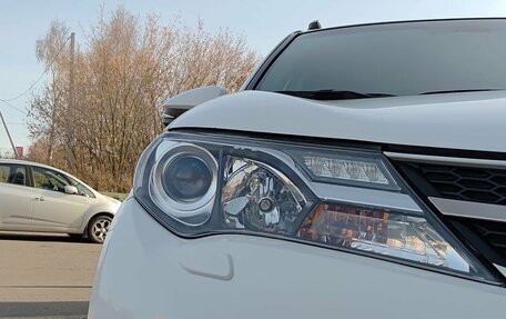 Toyota RAV4, 2013 год, 2 035 000 рублей, 21 фотография