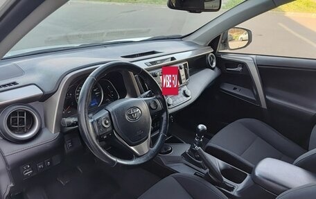 Toyota RAV4, 2013 год, 2 035 000 рублей, 20 фотография