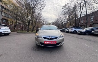 Opel Astra J, 2012 год, 700 000 рублей, 1 фотография