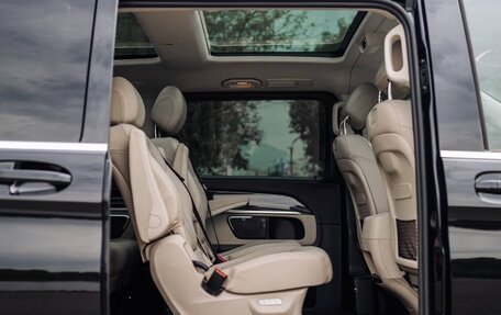 Mercedes-Benz V-Класс, 2020 год, 5 500 000 рублей, 1 фотография