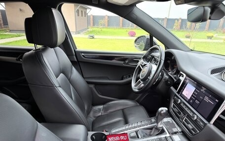 Porsche Macan I рестайлинг, 2021 год, 5 600 000 рублей, 28 фотография