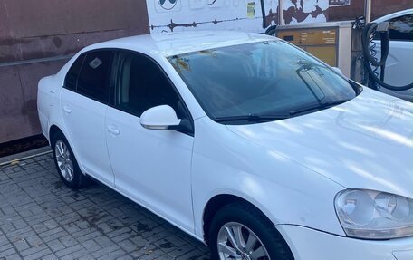Volkswagen Jetta VII, 2009 год, 630 000 рублей, 4 фотография