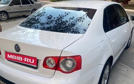 Volkswagen Jetta VII, 2009 год, 630 000 рублей, 11 фотография