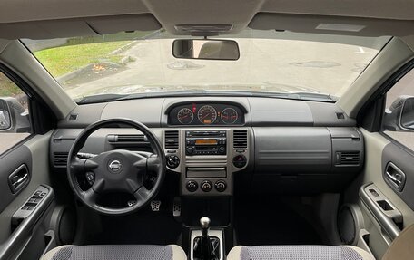 Nissan X-Trail, 2005 год, 900 000 рублей, 6 фотография