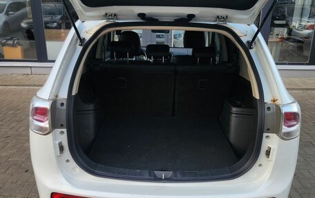 Mitsubishi Outlander III рестайлинг 3, 2013 год, 1 220 000 рублей, 19 фотография