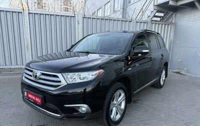Toyota Highlander III, 2012 год, 1 669 000 рублей, 1 фотография