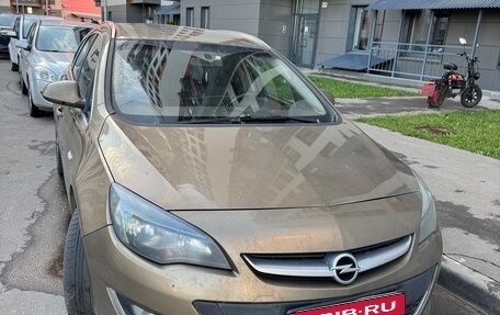 Opel Astra J, 2014 год, 550 000 рублей, 1 фотография