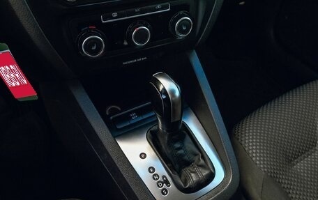 Volkswagen Jetta VII, 2012 год, 979 000 рублей, 10 фотография