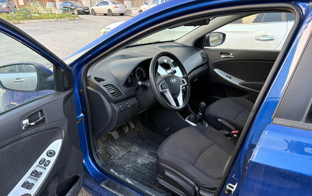 Hyundai Solaris II рестайлинг, 2012 год, 750 000 рублей, 8 фотография