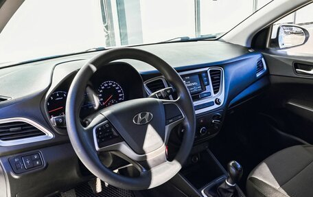 Hyundai Solaris II рестайлинг, 2019 год, 1 261 000 рублей, 15 фотография